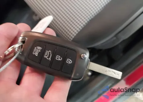 2019 Hyundai Kona Se from USA, damaged, VIN KM8K12AA1KU377565